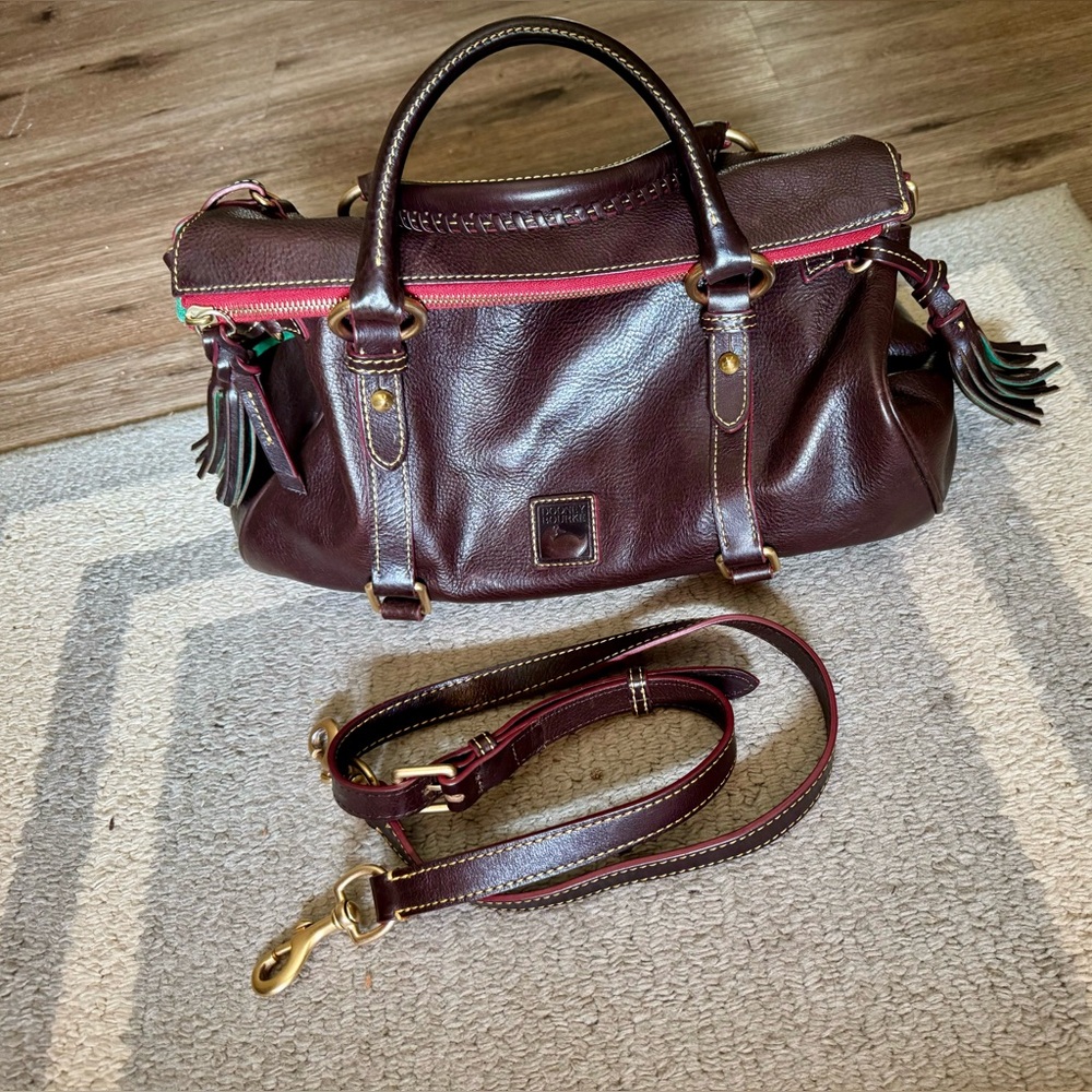 Dooney & Bourke Large Florentine Satchel in Chesnut